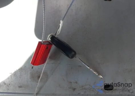 2010 Toyota Tacoma Prerunner V6 z USA, uszkodzony, nr VIN 3TMKU4HN5AM026256